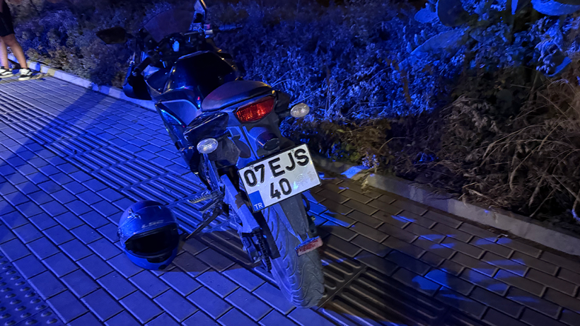 Antalya'da motosiklet kazası! - Resim : 1