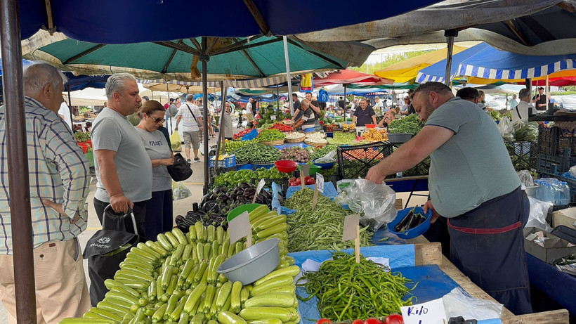 Bilmeceden esnaf da sıkıldı! Pazarcı kapalı alan istiyor - Resim : 1