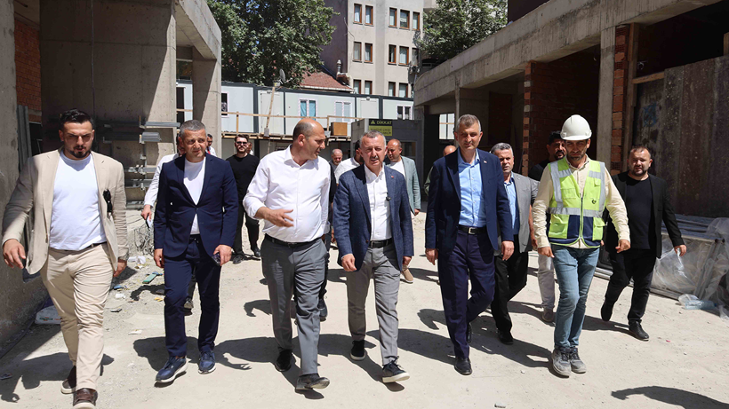 Tahir Büyükakın: Kentsel dönüşüm bizim en büyük önceliğimiz - Resim : 2