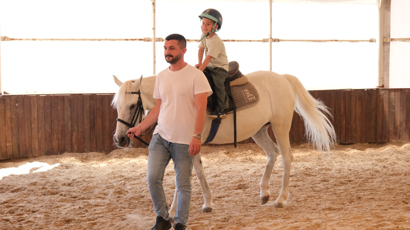Kocaeli Büyükşehir Belediyesi'nden öğrencilere karne hediyesi! - Resim : 2