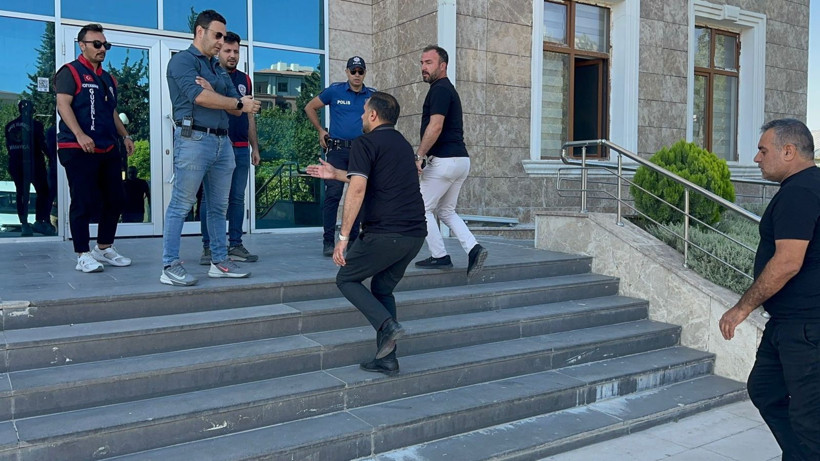 CHP'li belediyelere yolsuzluk operasyonu! Belediye başkanları gözaltına alındı - Resim: 4