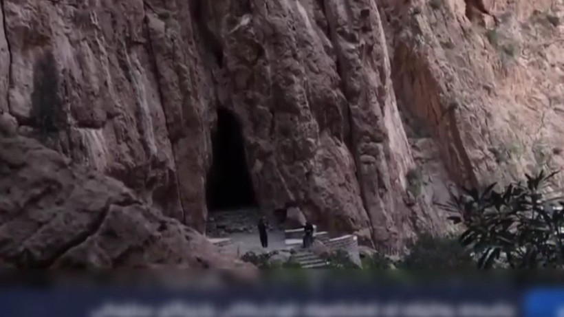 Terör örgütü PKK silahlarını yaktı - Resim: 6