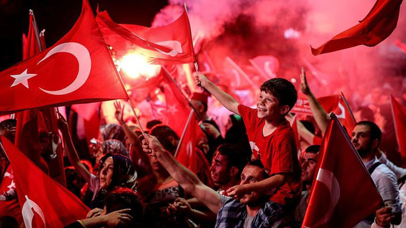 15 TEMMUZ MESAJLARI 2025: 15 Temmuz Milli Birlik Günü ve Demokrasi Günü Anma Mesajları - Resim: 3