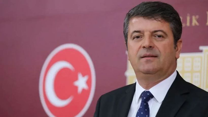Ev hapsine teki gösterdi! Partisinden istifa etti! - Resim: 2