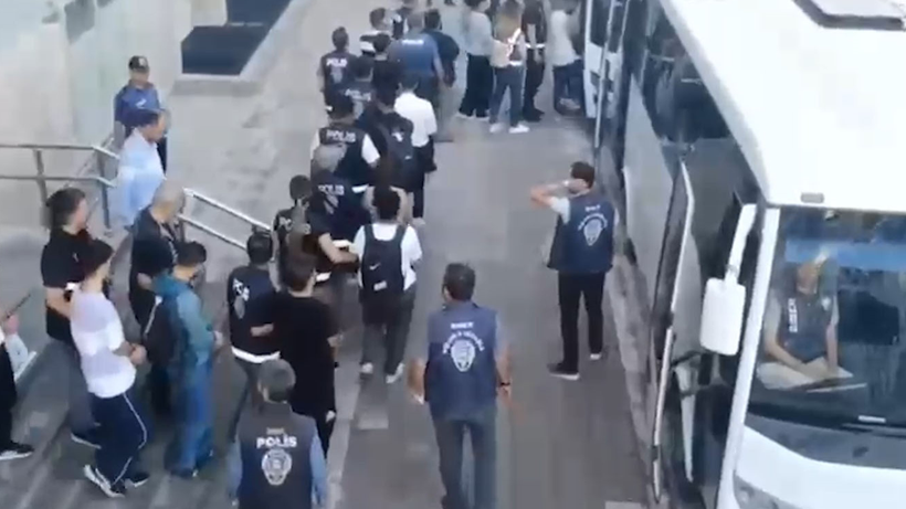 Kocaeli'de yasa dışı bahis operasyonu! - Resim : 1