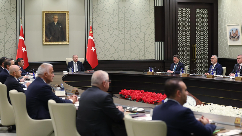 Kulisler hareketlendi: Çarpıcı iddialar ortaya atıldı! - Resim: 1