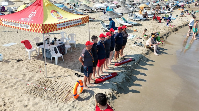 167 kişiyi ölümün kıyısında çekip aldılar - Resim : 1