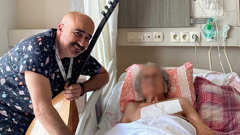 Sesi ile hastalara hem moral veriyor hem de şifa oluyor! - Resim : 1