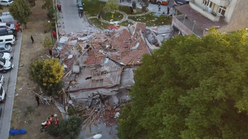 Depremde yıkılan bina ile ilgili şok iddia! - Resim: 6