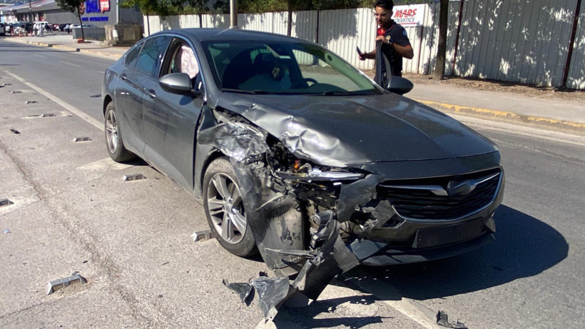 Kocaeli'de korkutan kaza: İki otomobil birbirine girdi! - Resim : 5