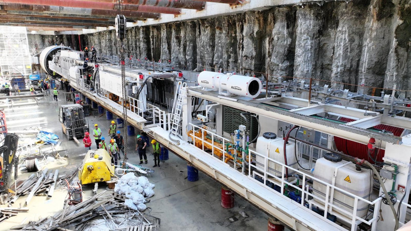 Montaj işleri devam ediyor: Körfezray Metrosu için 6 TBM aynı anda kazı yapacak - Resim : 1