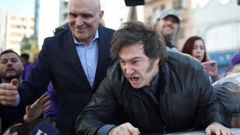 Devlet başkanına saldırı! - Resim: 3