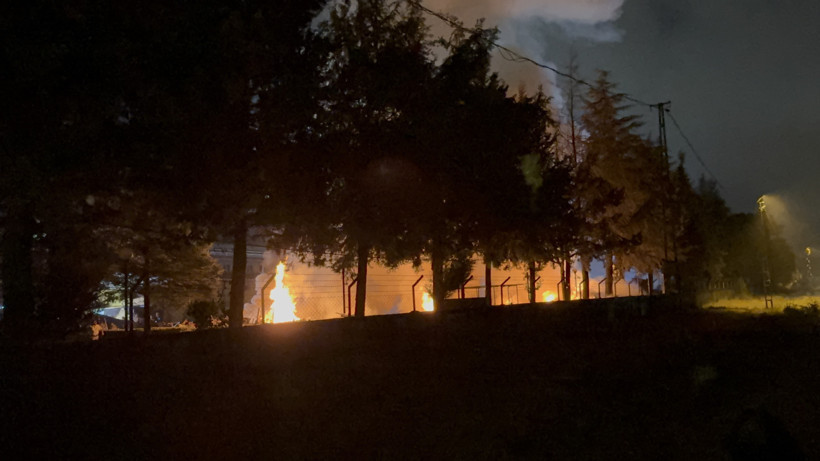 Ahşap fabrikasında çıkan yangın paniğe sebep oldu! - Resim : 3