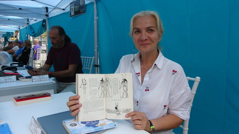 Kocaelili yazar Ece Özbaş'dan 'Atiye' dizisiyle ilgili şok iddia: O benim eserim! - Resim : 1