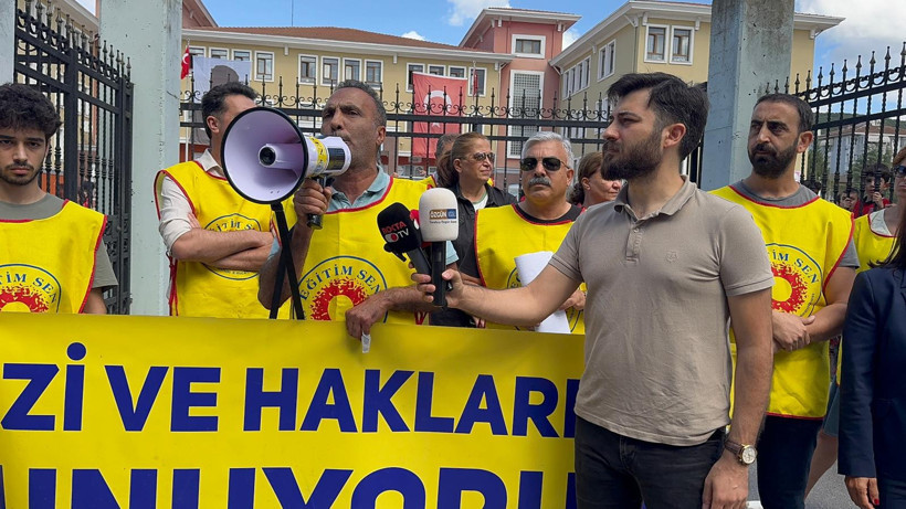 Hedise Evyap İlkokulu önünde okul müdürüne tepki! “İşlem yapacak mısınız?” - Resim : 2