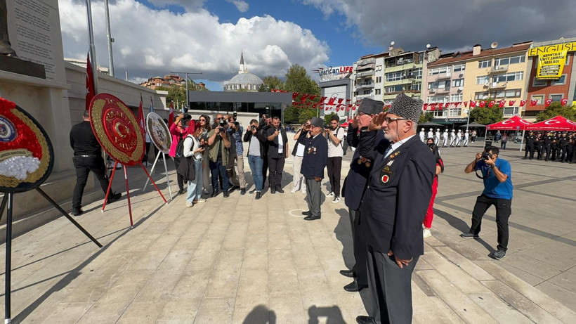 Gazilerin gurur günü: Bizler burada onların sayesinde varız - Resim : 7