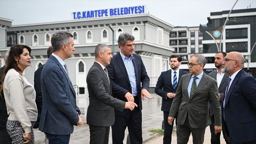 Mustafa Kocaman ve Hayri Baraçlı Kartepe'deki projeleri yerinde inceledi - Resim : 1