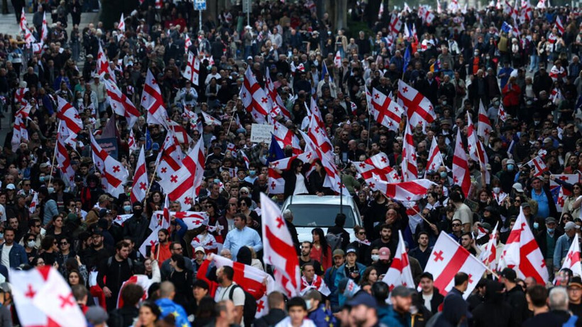 Seçimler öncesi sokaklar karıştı! - Resim: 5