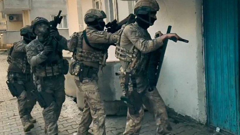 Ünlü isimlere 'uyuşturucu' operasyonu: İşte gözaltı listesindeki isimler! - Resim: 1