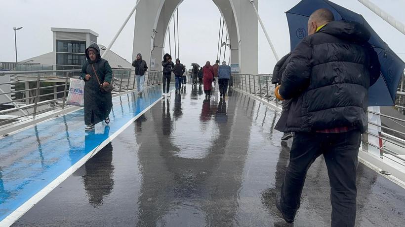 Yağmur bu kez etkili geldi... İzmit'ten yağmur manzaraları - Resim: 22