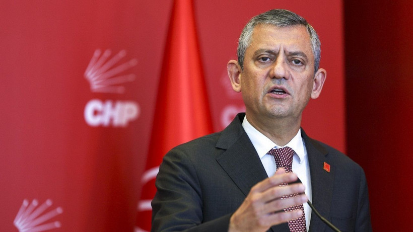 Özgür Özel’in masasındaki anket ortaya çıktı! CHP’nin oy oranını ilan etti… - Resim: 6