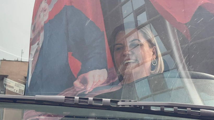 İzmit’in 16 aracı daha oldu! Hürriyet’ten muhalefete; Bir kere olsun ‘Allah razı olsun’ demeyi bilin - Resim : 2