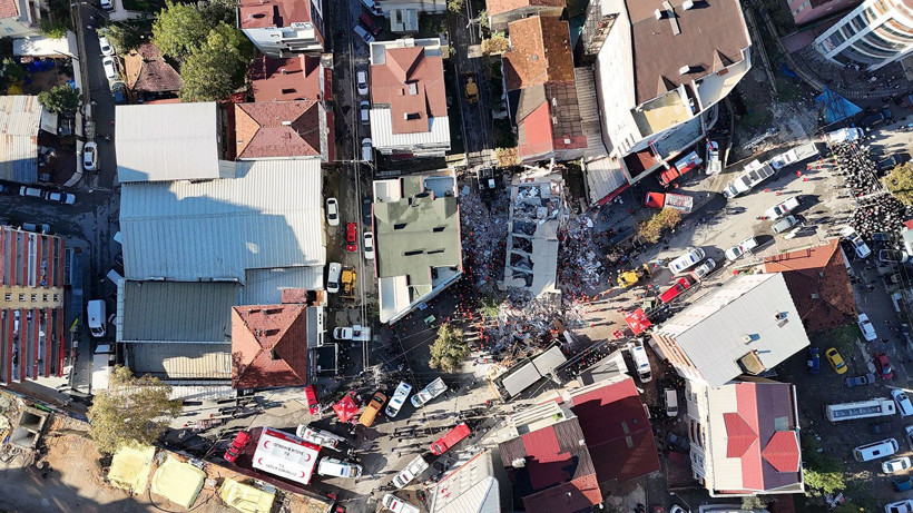 Gebze'de çöken bina havadan görüntülendi - Resim: 6