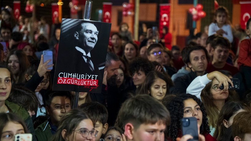 Kocaeli Bilnet Okulları ve Bilgi Köprüsü’nden coşkulu Cumhuriyet Bayramı kutlaması - Resim : 5