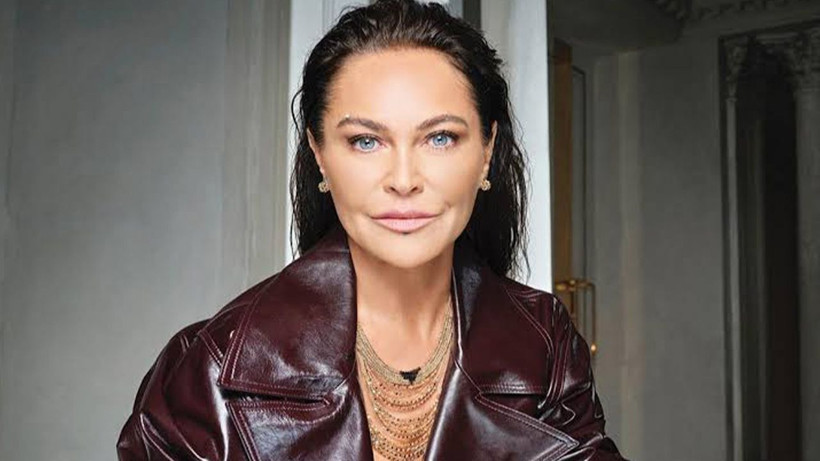 Avşar Kızı Hülya Avşar Yeni Girdiği Sektörle Herkesi Şoke Etti - Resim: 2