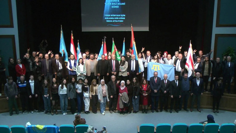 Türk dünyası İzmit'te birleşti - Resim : 1