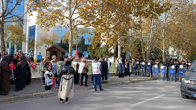 Çöp tesisine karşı eyleme Bakan engeli... Bakan varsa Kandıralıya eylem yok! - Resim : 2