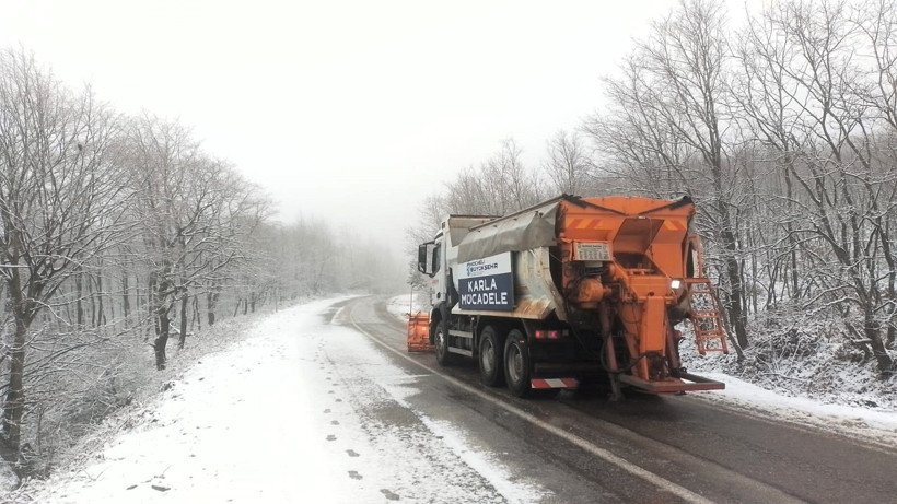 Kocaeli’de kar mesaisi: 235 araç, 630 personel 24 saat! - Resim : 2