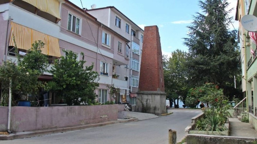 İşte Kocaeli’de direnişin simgesi; İşgalciler bombaladı, geriye yaralı bacası kaldı! - Resim : 1