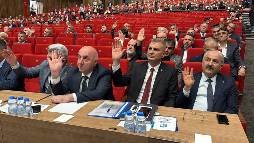 Büyükşehir Meclisi’nde "Vekil" değişmedi! Büyükgöz ve Kocaman devam ediyor - Resim : 2