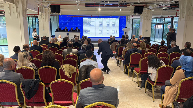 Ayhan Zeytinoğlu’ndan istihdam uyarısı: Sanayi sektörü ciddi kayıp veriyor! - Resim : 1