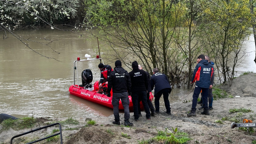 Nehirde kaybolan çocuğu Kocaeli polisi arıyor! - Resim : 2