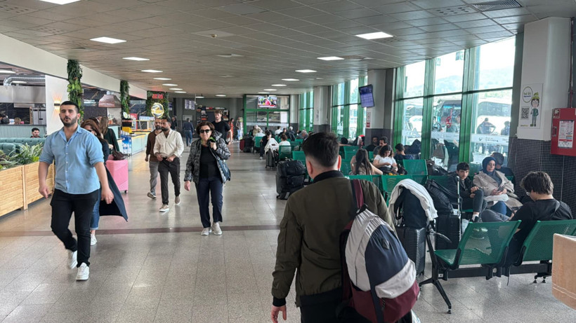 Kocaeli Otogarında bayram yoğunluğu! İnternetten bilet bulamayanlar dikkat! - Resim : 1