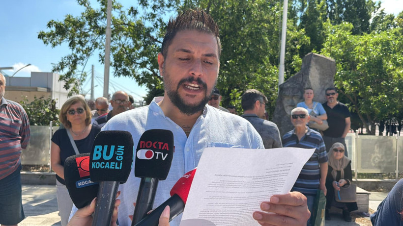 Ceditliler Büyükşehir önünde! Bakan Kurum’a haklarını helal etmediler - Resim : 1