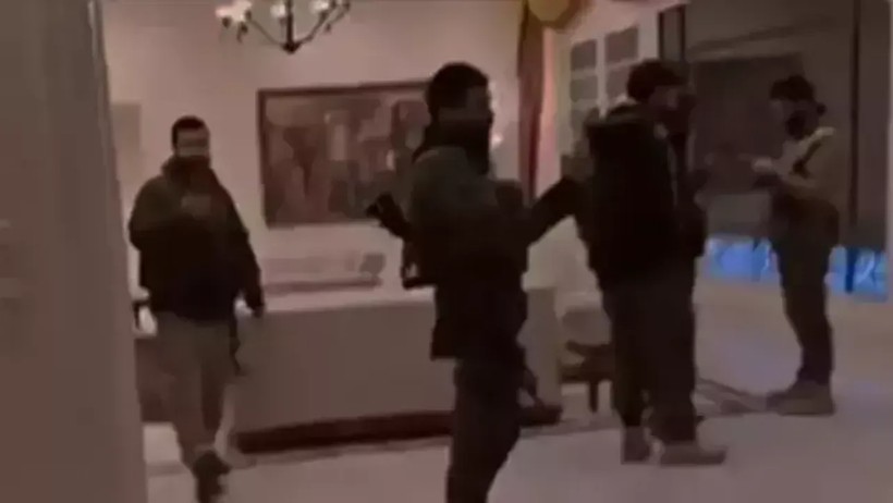Halep'te Esad'ın gizli odası ortaya çıktı: Çekmeceden çıkanlar şaşırttı! - Resim : 1