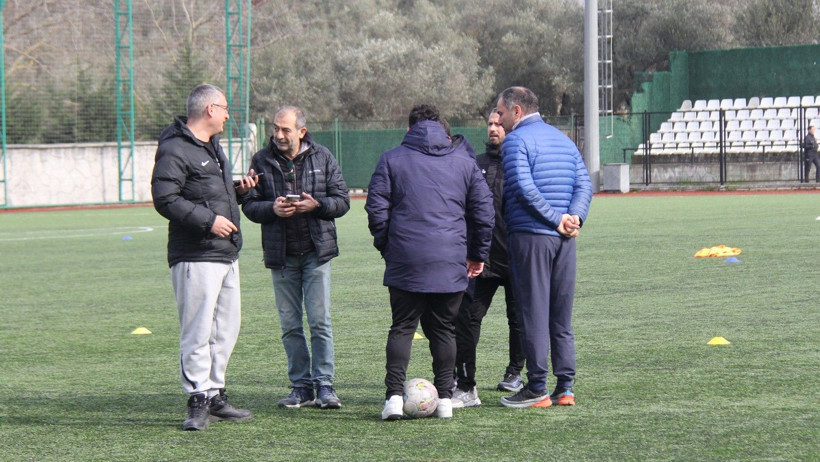 Karamürselspor'un Karasu’yu farklı devirdiği maçın fotoğrafları - Resim: 1