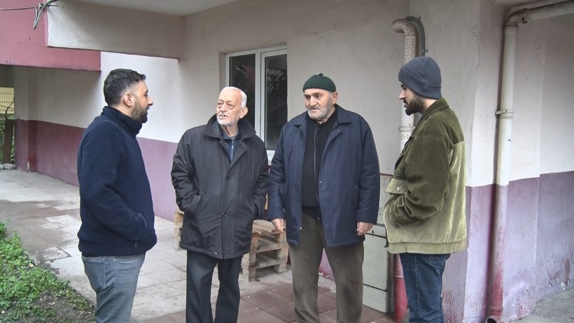 Kış ortasında büyük mağduriyet! Isınmak için komşuya gidiyorlar - Resim : 3