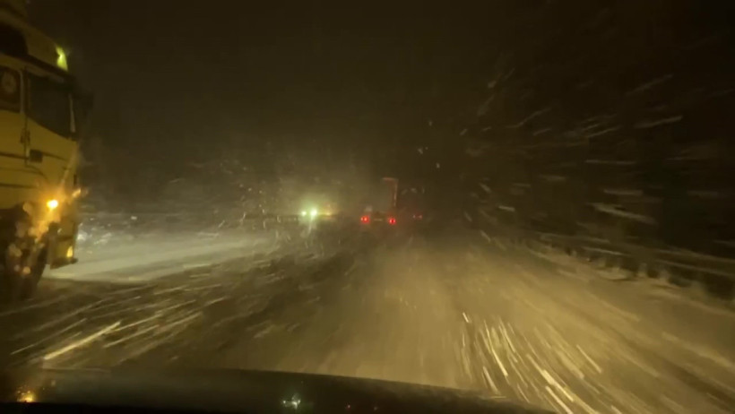 Kocaeli'de kar fırtınasında göz gözü görmedi - Resim : 1