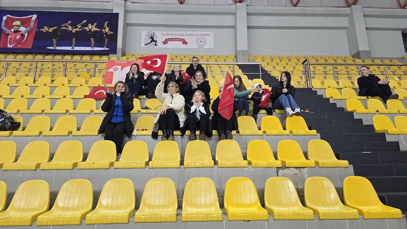 Buz üstünde milli gurur: Dünya arenasına çıkıyorlar - Resim : 3