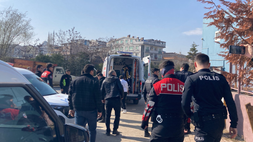 Alacak verecek kavgasında kan aktı! - Resim : 1