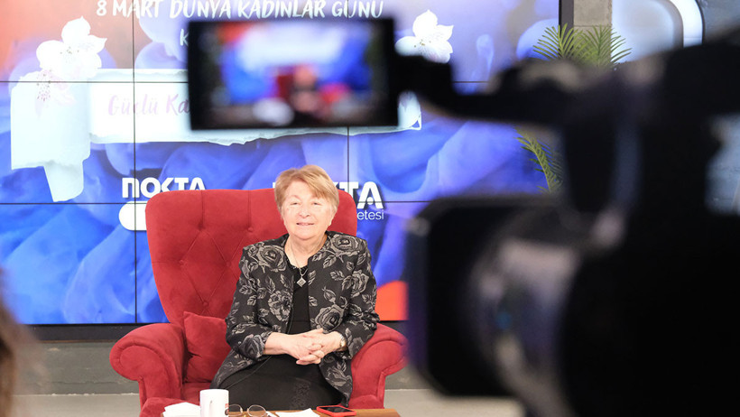 Prof. Dr. Sezer Komsuoğlu: Hür ülkenin vatanperver kadınlarıyız - Resim : 2