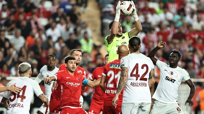 GALATASARAY'IN MAÇI NE ZAMAN? Süper Lig Galatasaray - Antalyaspor Maçı Saat Kaçta? - Resim : 1
