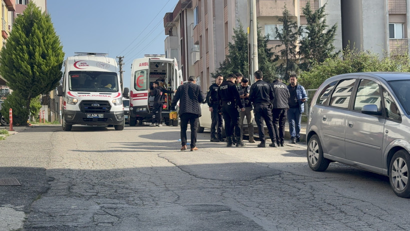 Komşular arasındaki kavgada 1 kişi öldü, 3 kişi yaralandı - Resim : 2