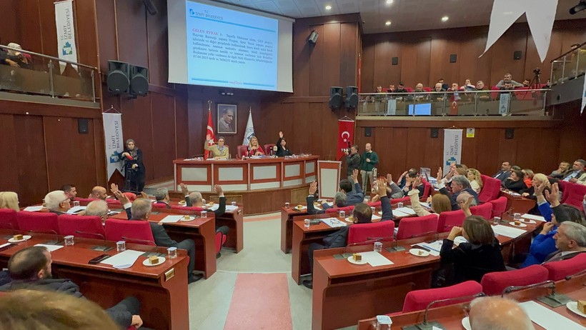 AK Partili Ünlü’den eleştiri bombardımanı; “Doğrudan temin ile 150 milyon harcama yapılmış” - Resim : 1