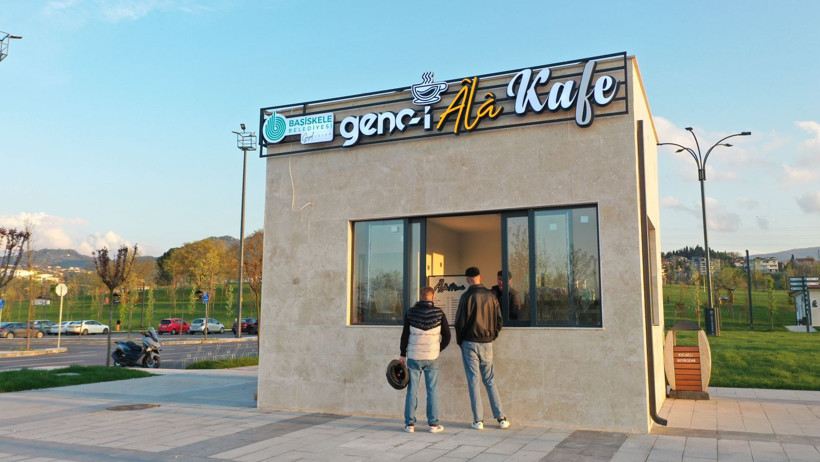 Genc-i Âlâ Kafe, şimdi de Başiskele Millet Bahçesi’nde hizmet vermeye başladı - Resim : 2