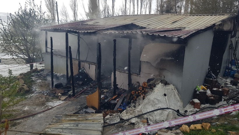 Komşuda yangın faciası: 2 çocuk hayatını kaybetti - Resim : 1